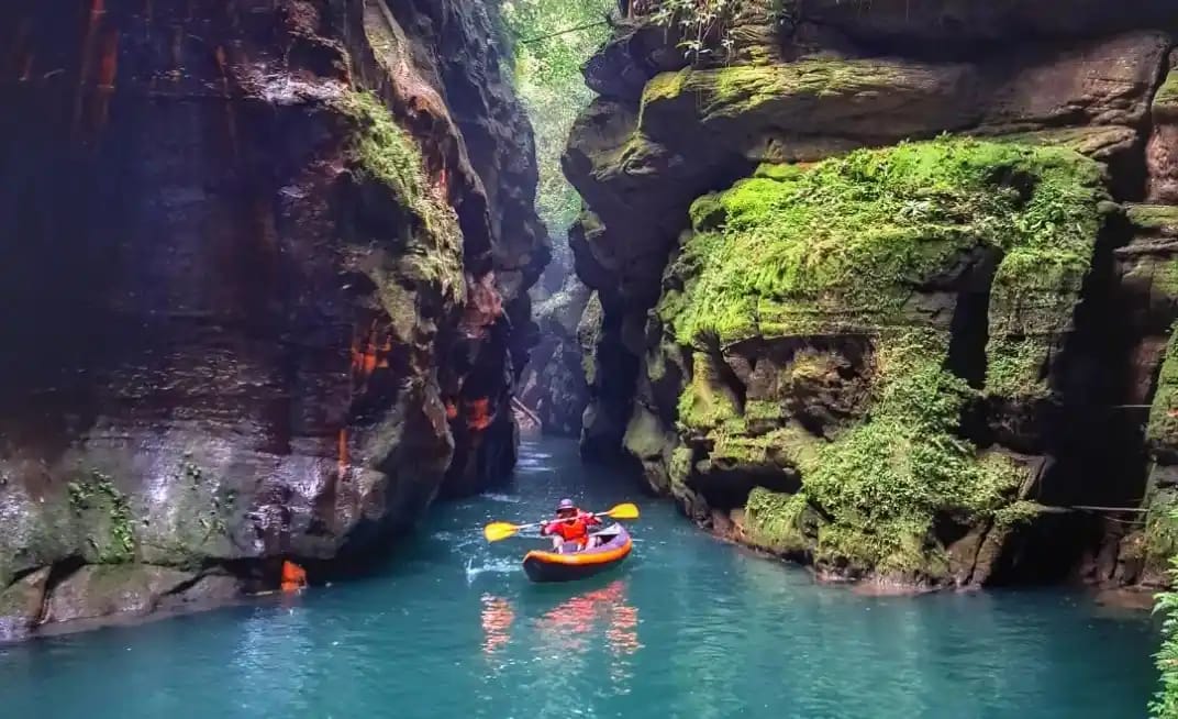 Beyond the Dawki Waters – Meghalaya & Borderland Adventure