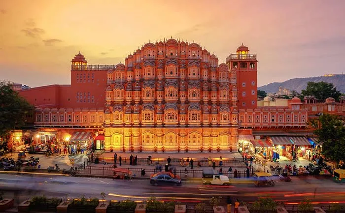 Hawa Mahal Jaipur: History, Facts & Visitor Guide