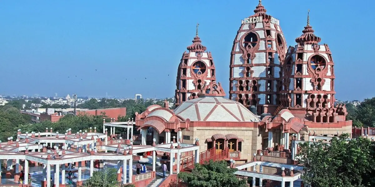 ISKCON Temple Delhi Architecture ISKCON Temple Delhi main temple structure during day