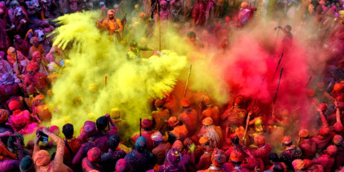 Holi Celebration at Krishna Janmabhoomi, Mathura Devotees celebrating Holi 2026 at Krishna Janmabhoomi Temple in Mathura